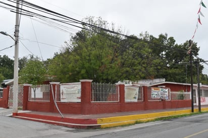 Enfrentan familias apuros para llevar las clases en línea