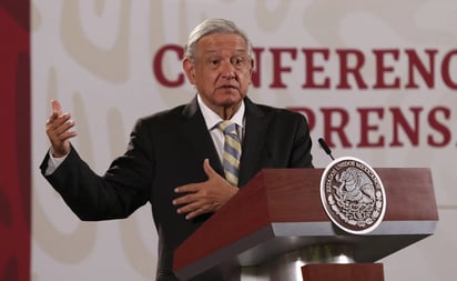 Pretende AMLO socavar la libertad de expresión: Intelectuales