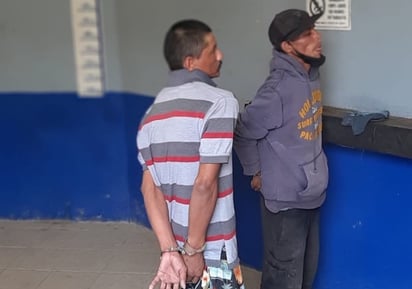 Roban a acumuladores y los cachan