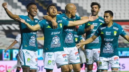 León le quita lo invicto a Pumas