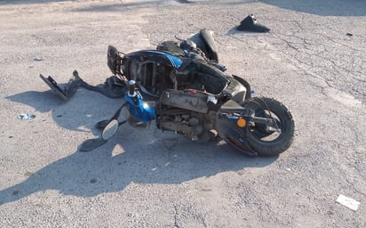 Embisten a motociclista