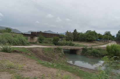 Insisten a las  autoridades  desazolvar el  Río Nadadores