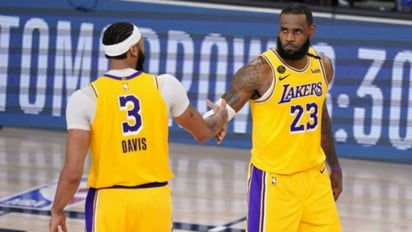 LeBron James por sus décimas finales