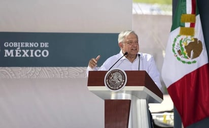 AMLO reconoce a Durazo como 'auténtico' servidor de primer orden