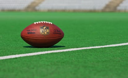 Más contagios de COVID-19 en la NFL; la semana 5 se sacude