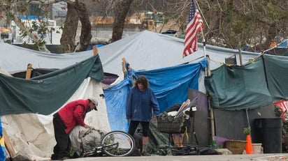 En Estados Unidos, número de pobres aumenta 8 millones por pandemia