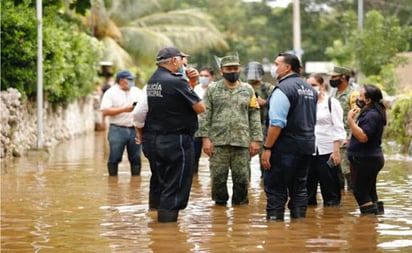 Familias viven en casas inundadas, después de 10 días de 'Delta'