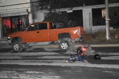 Pierde la vida tras estamparse en su motocicleta en Monclova