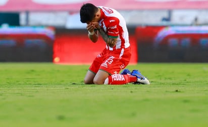 COVID-19 golpea a los Rayos del Necaxa