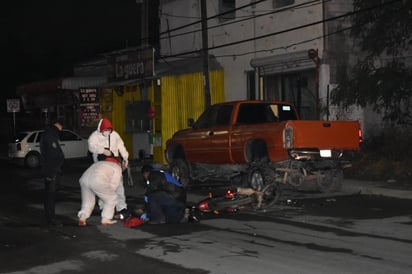 En Monclova, se estrella motociclista y muere