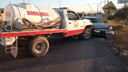 Asalta gasera en Monclova; huye y choca metros más adelante