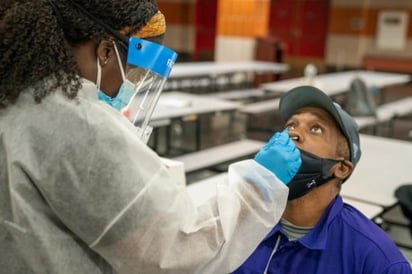 Impondrá Nueva York test de COVID-19 obligatorios a quienes visiten el estado