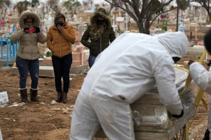 México cierra octubre con 91,753 muertes por COVID-19