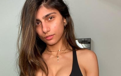 Mia Khalifa presume su figura en microbikini