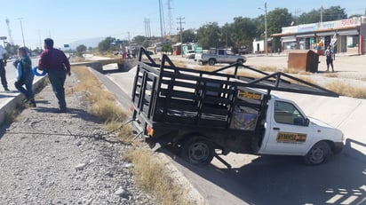 Impactan a ciclista en el Bulevar San José en Monclova