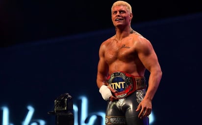 Cody Rhodes va para senador