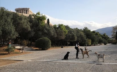 Grecia endurece el segundo confinamiento para hacer frente a la pandemia