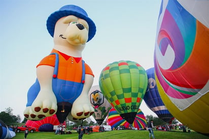 GALERÍA: Cientos de globos aerostáticos colorean el cielo de León