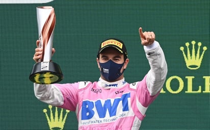 'Checo' Pérez: Fue muy loco, una vuelta más y me hubiera quedado sin gomas