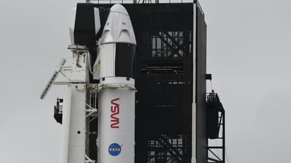 La histórica misión de la NASA y SpaceX despega rumbo a la EEI