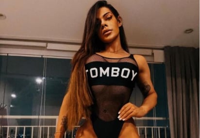 Suzy Cortez sube video erótico a Instagram