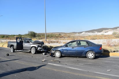 Tráiler ocasiona accidente en Monclova