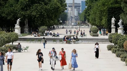 En Francia, cifras de la pandemia continúan la tendencia a la baja