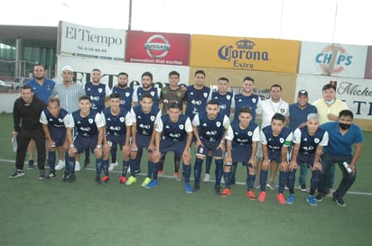 Selección Monclova conserva el liderato