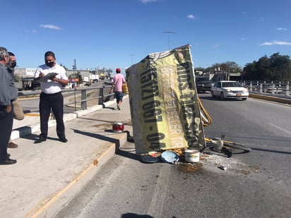 Atropellan a taquero en puente de Monclova