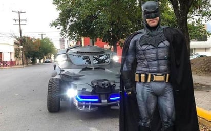 'Batman regio' recauda firmas para la gubernatura de Nuevo León 