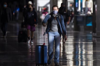 EU celebra un triste Acción de Gracias en pleno repunte de la pandemia