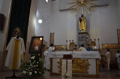 Dan último adiós al Padre ‘Pepe’ en la Iglesia Sagrado Corazón 