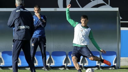 David Silva entrena con el grupo y podría reaparecer esta semana