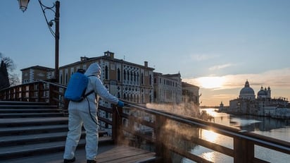 Italia suma 814 muertos por coronavirus y los contagios suben en 24,000