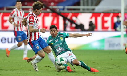 León somete a Chivas y avanza a la final