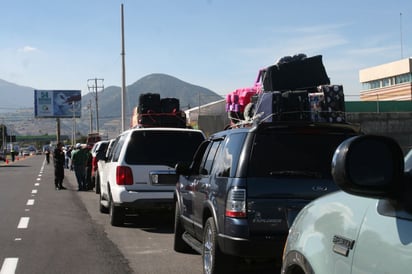 Desvían a paisanos; temen sean portadores del virus