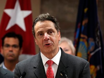 Nueva York solicita 24,000 millones para evitar despidos