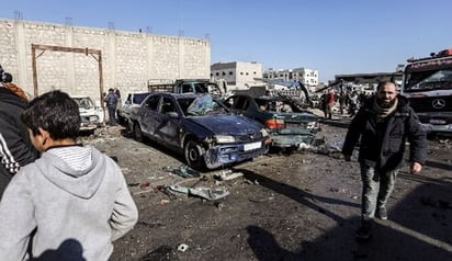 ONG: 16 muertos, incluidos 3 soldados turcos, por coche bomba en Siria