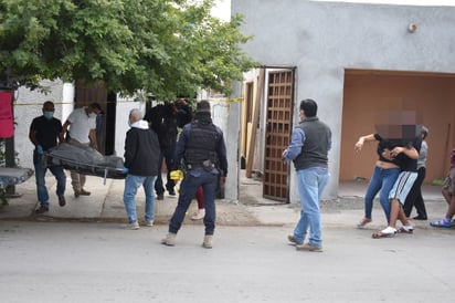 Quinceañera sale por la puerta falsa