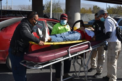 No guarda su distancia y choca en Monclova