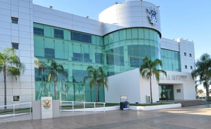 Aseguran pago de aguinaldos para empleados en Universidad de Sinaloa