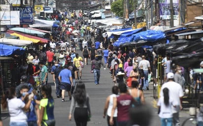 Guatemala no tomará medidas por el momento pese a segunda ola de covid-19