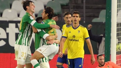 Lainez brilló en el triunfo del Betis