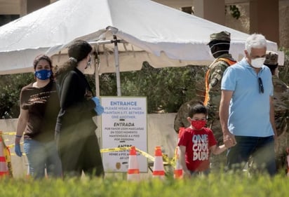 Sube tasa de positivos de COVID-19 en Florida en plena campaña de vacunación