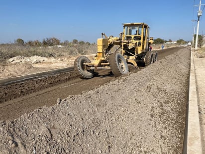 Avanza obra de compactación en calle pino suárez: Gladys