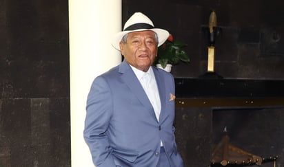 Armando Manzanero es despedido mediante misa virtual 