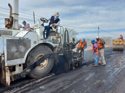 Los recortes federales amenazan la suspensión de obras: Siller