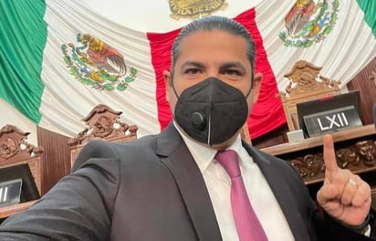 Apenas tomaron protesta como diputados y ya pidieron licencia