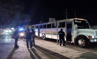 Asesinan a pasajero de transporte suburbano