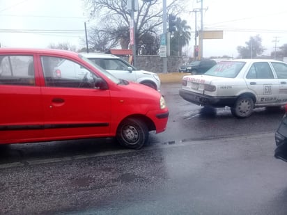 Le da llegue a taxi en el Pape en Monclova